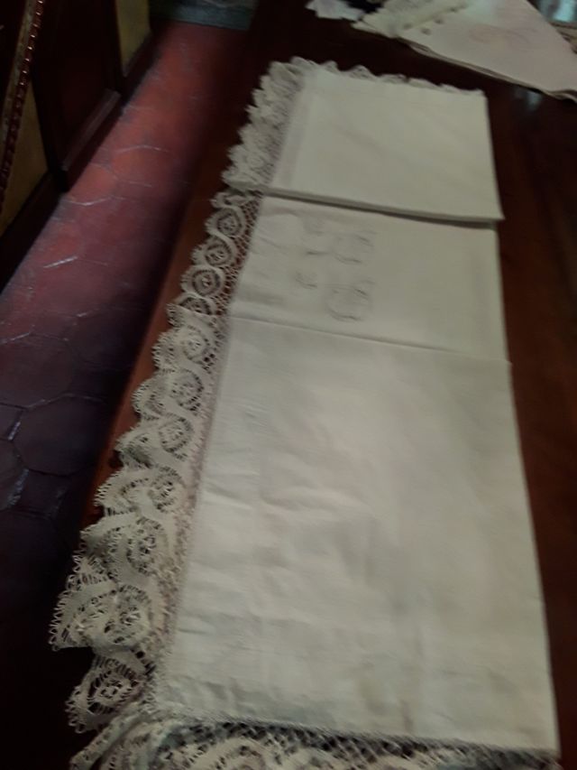 J. LINHO MUITO VELHO P. BOILLOS B. (TUDO À MÃO