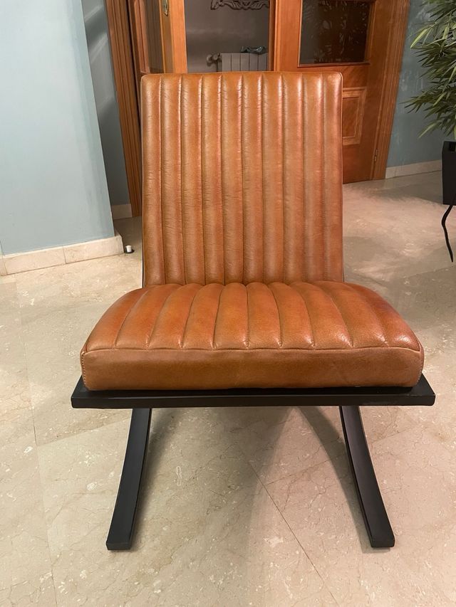 Sillón en piel Revyan piel camel Sklüm