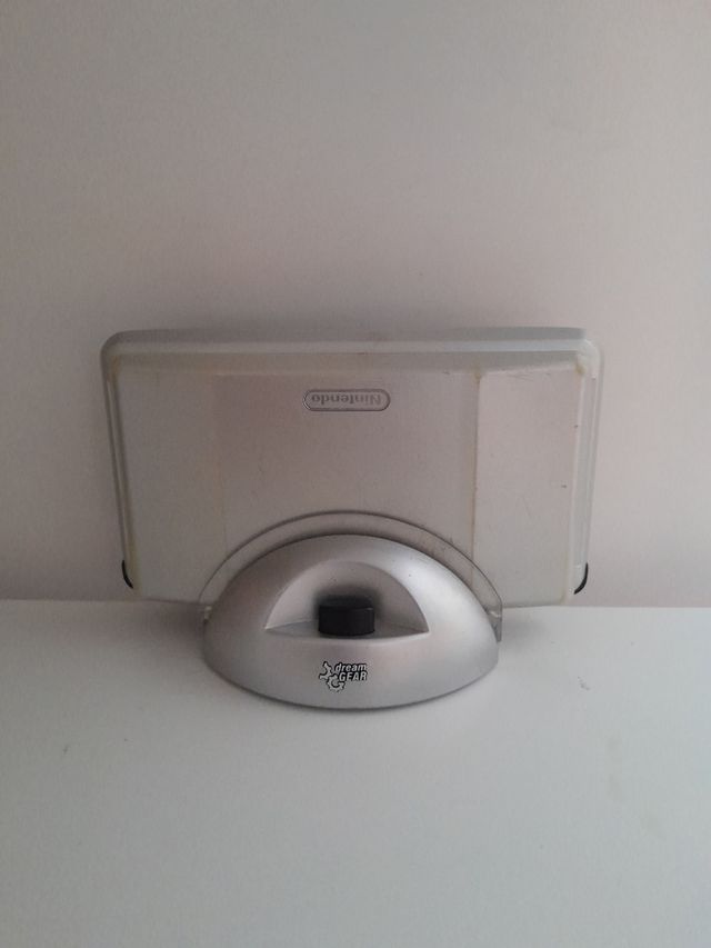 Soporte de carga dreamGear para DS