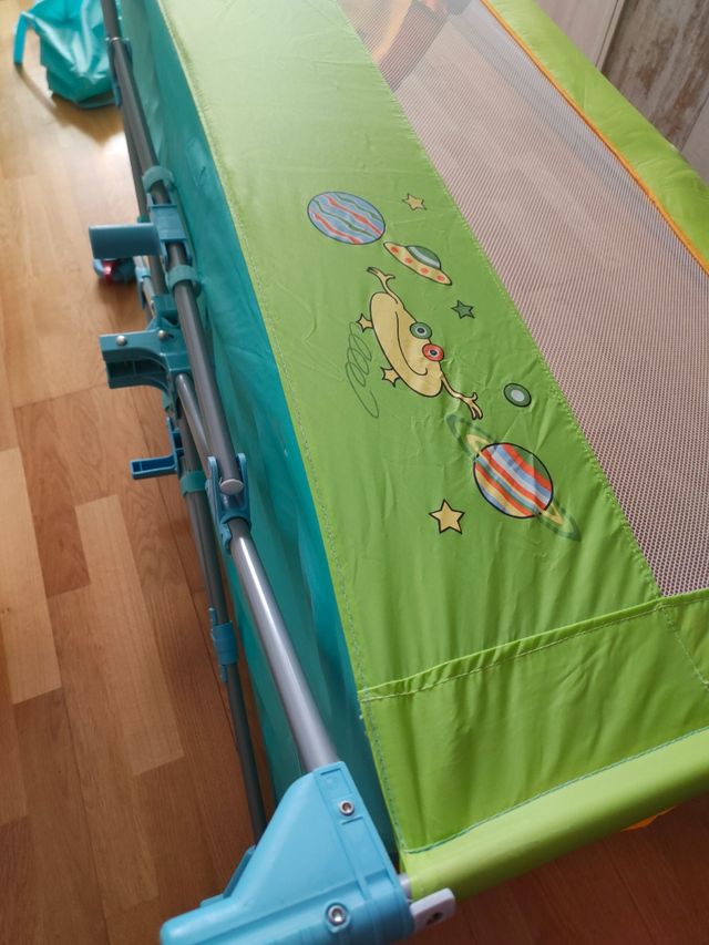 Cuna plegable