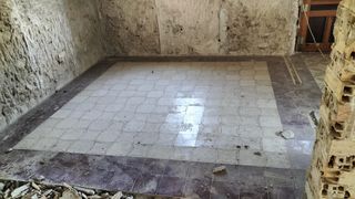 Loseta hidráulica antigua