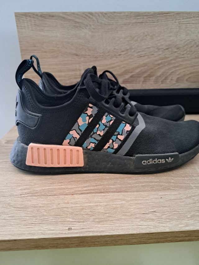Adidas NMD R1 Primeknit 42