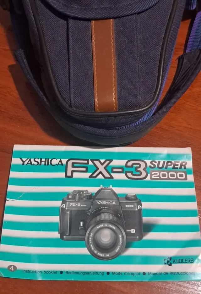 Yashica FX-3 Súper 2000
