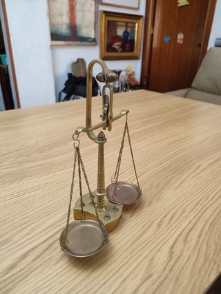 Balanza gramera antigua joyería