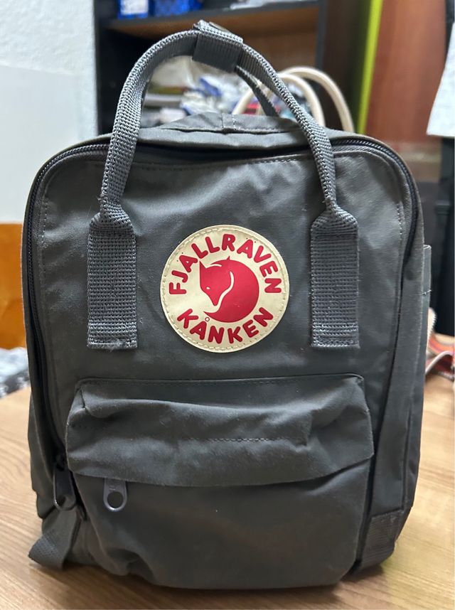 Mochila marca Fjallraven Kanken.