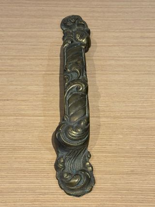Antigua manilla  bronce puerta exterior 1900-1950