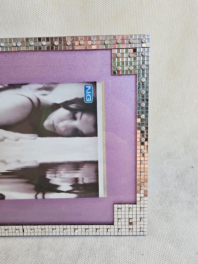 Portafoto lilla con strasse applicati