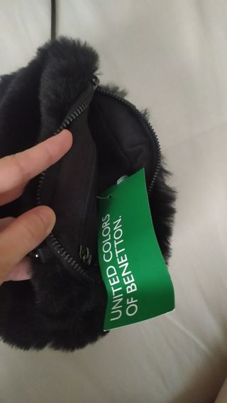 Benetton - bolso negro