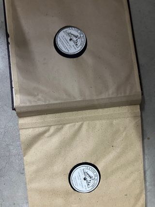 Radio mas tocadiscos antiguo