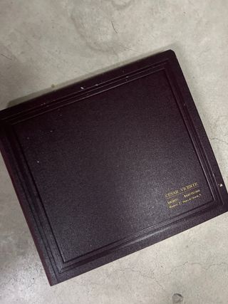 Radio mas tocadiscos antiguo