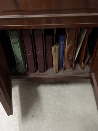 Radio mas tocadiscos antiguo