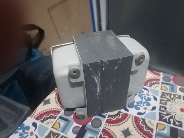 Transformador 220 a 125