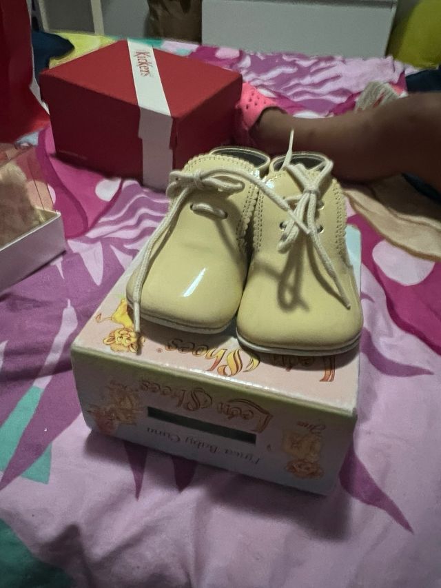 Zapatos bebe