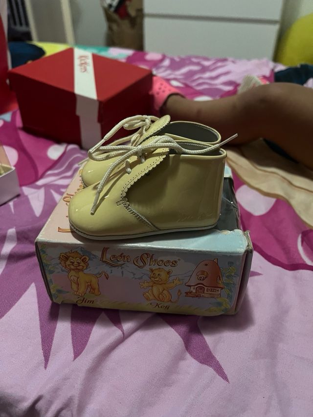 Zapatos bebe