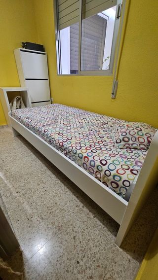 Cama individual estructura y colchón