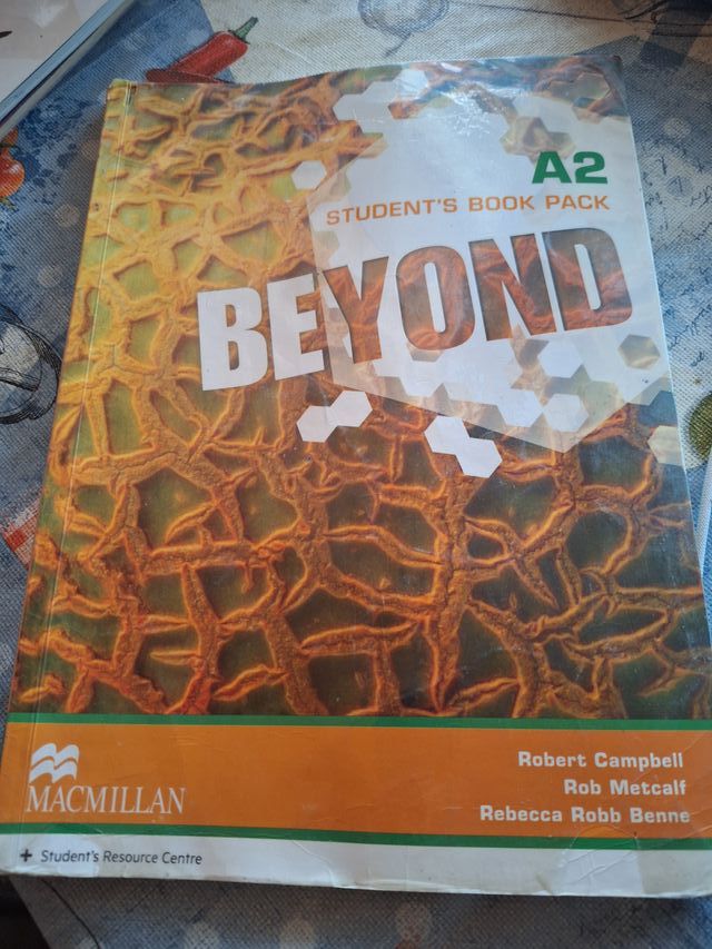 Libro English A2. Beyond Editorial Macmillan