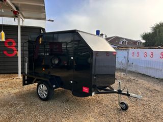 Remolque composite cerrado un eje