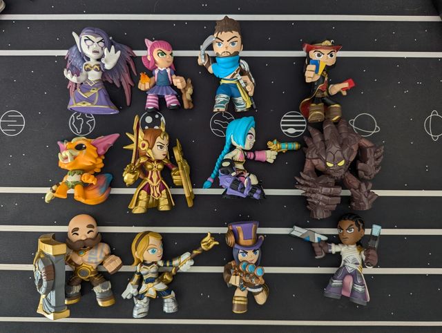 Figuras mistery mini LoL
