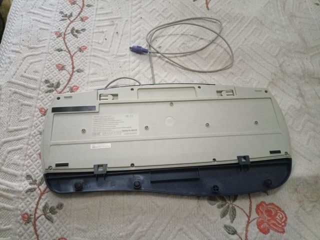 Teclado genius kb-0138