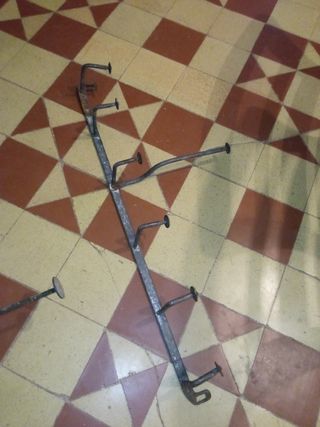 Percheros antiguos forja