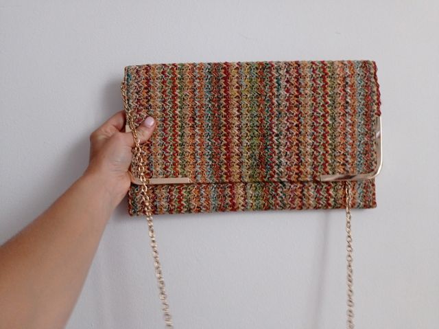 Bolso de fiesta de rafia