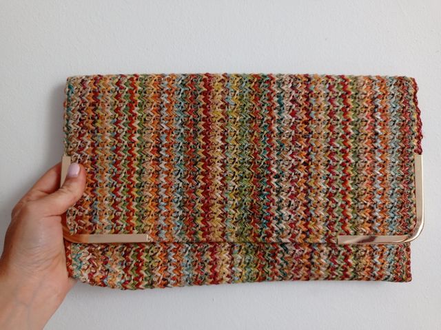 Bolso de fiesta de rafia