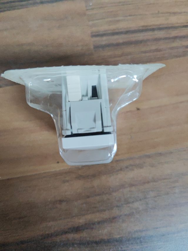 Conmutador estrecho schneider