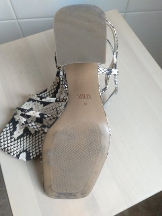 Sandalias Zara