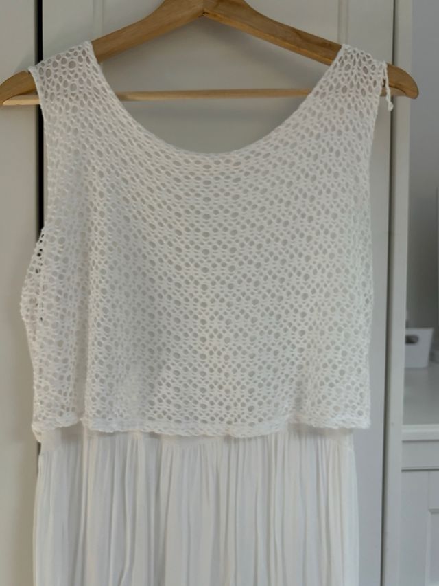 Abito in filato bianco