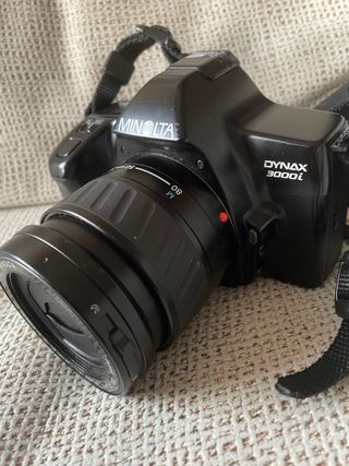 Minolta Dynax 3000i | Cámara Analógica 1988