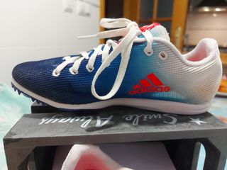 Zapatillas clavos atletismo adidas 