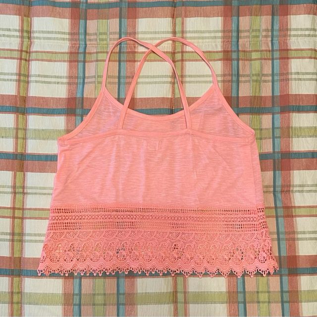 Top rosa tirantes con bordado