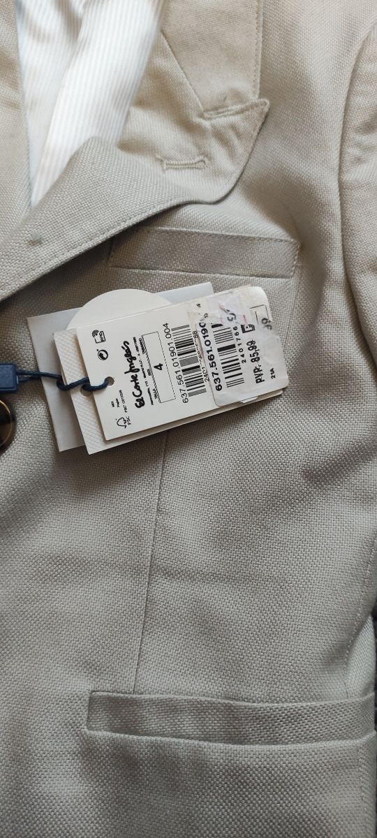 Americana Tizzas, con etiqueta, talla 4