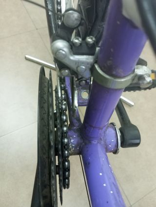 Bicicleta de 24 pulgadas de 18 velocidades.