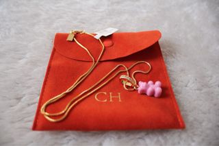 Cadena + Dije Carolina Herrera