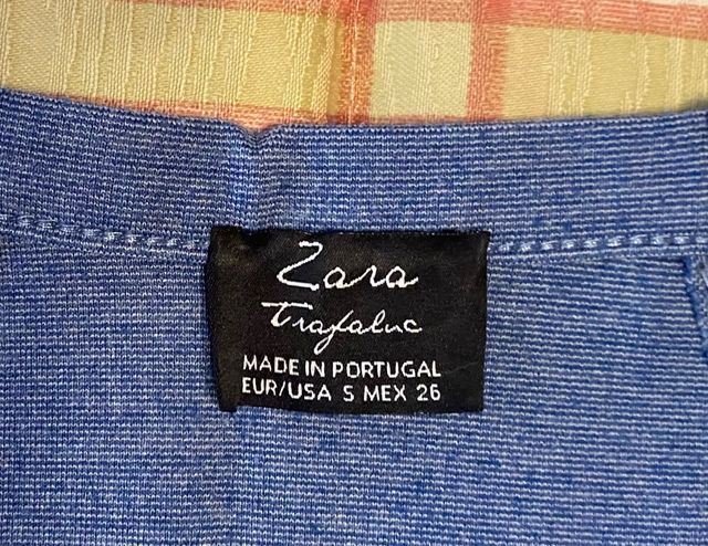 Top azul cuello halter