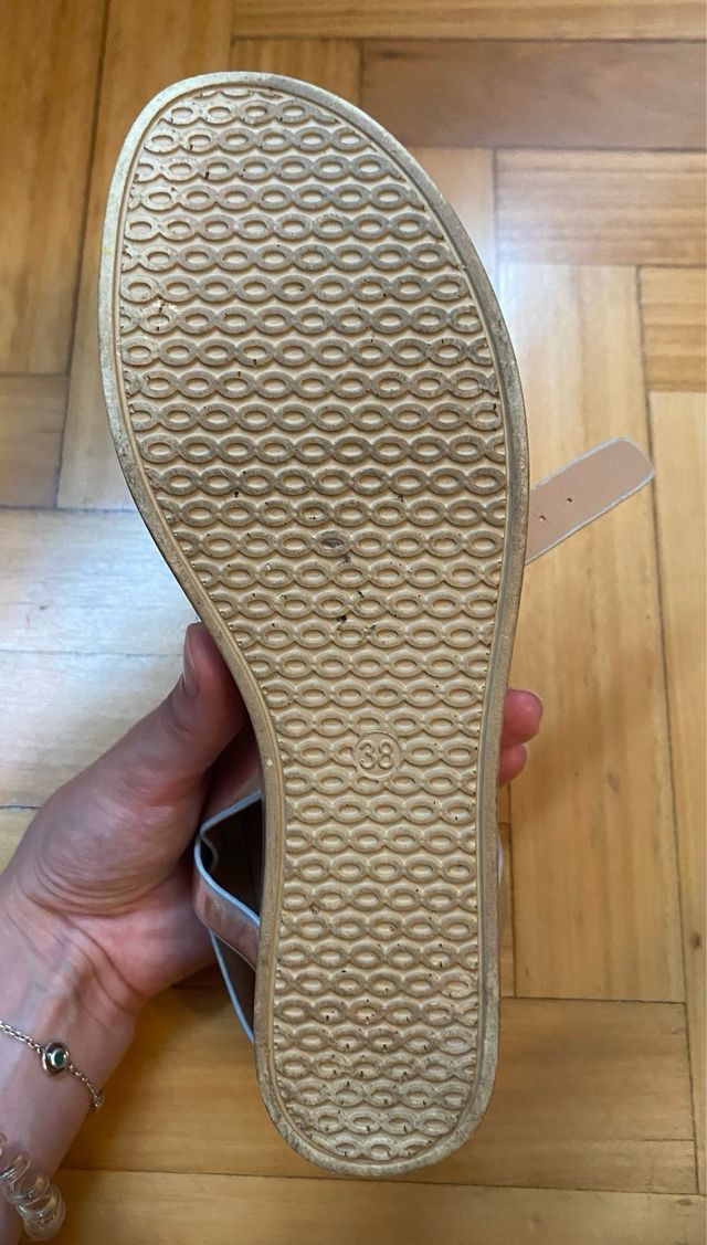 Sandalias plateadas fiesta