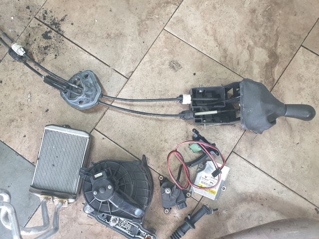 Piesas sueltas Renault kangoo