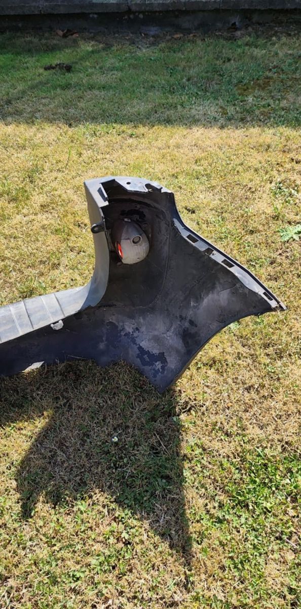 Defensa trasera Renault kangoo