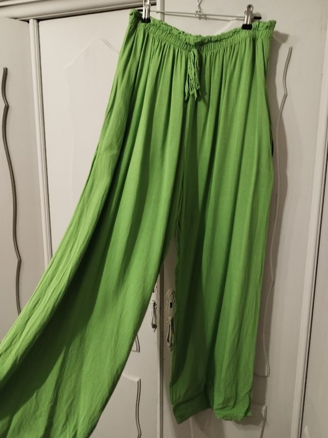 Pantalón verde