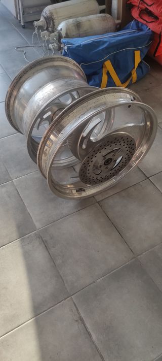 Llantas para Harley neumático 300