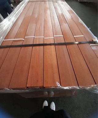 Fabricante de Tarimas Macizas buen precios