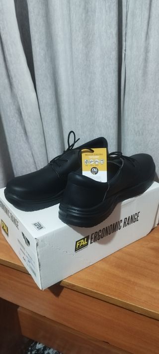 Zapatos nuevos de Seguridad Fal