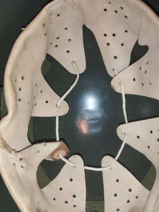Casco militar Búlgaro M72