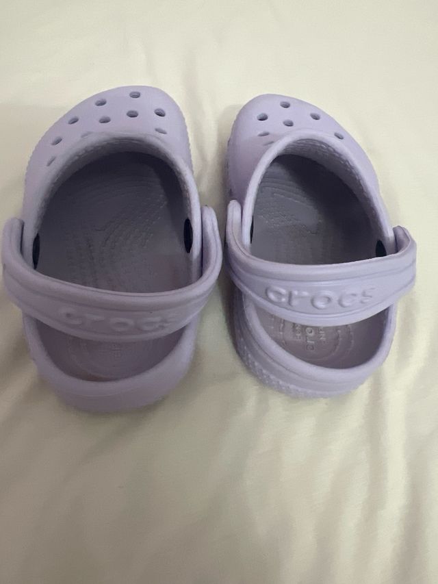 Sandalias Crocs 22-23