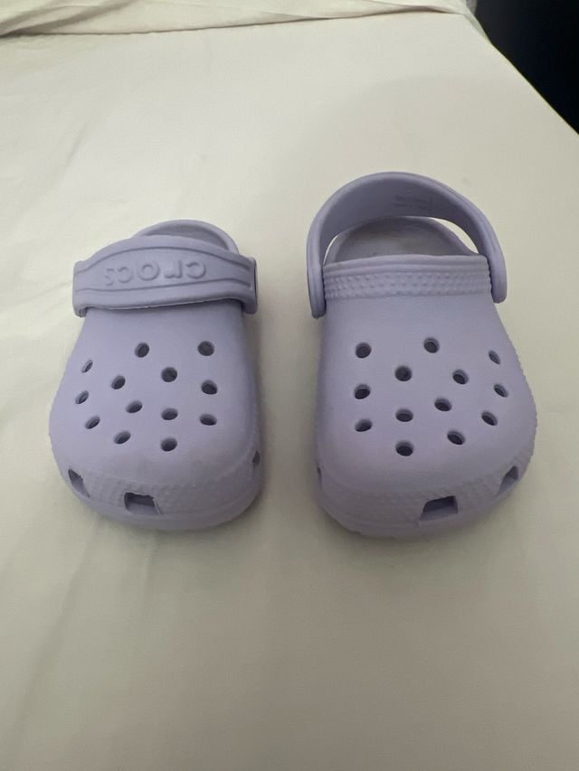 Sandalias Crocs 22-23