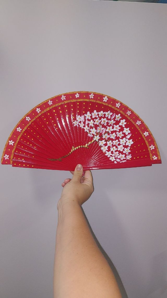 ABANICOS PINTADOS A MANO  Se realizan bajo pedido
