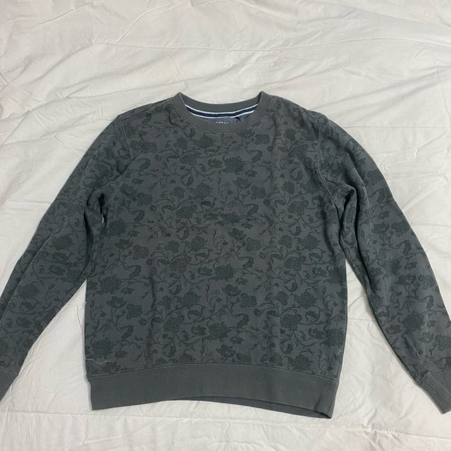 Sudadera gris