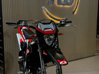 Beta RR 50 Black Supermotard
