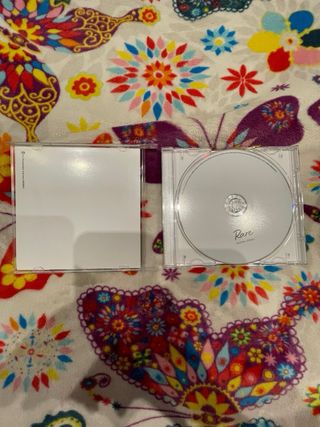 CD “Rare” Selena Gomez LEER DESCRIPCIÓN